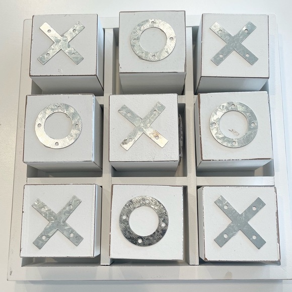 Home Collection Wooden Tic Tac Toe Coffee Table Game Set Silver White Vintage - Picture 3 of 3